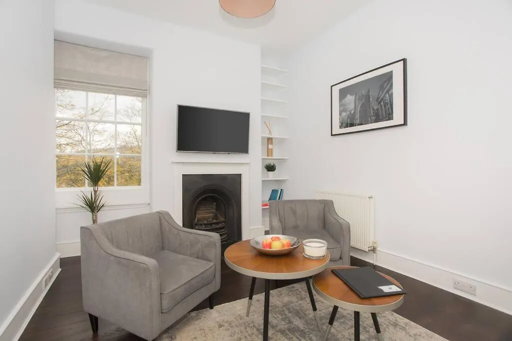 River View House Cleveland Bridge Bath Holiday home