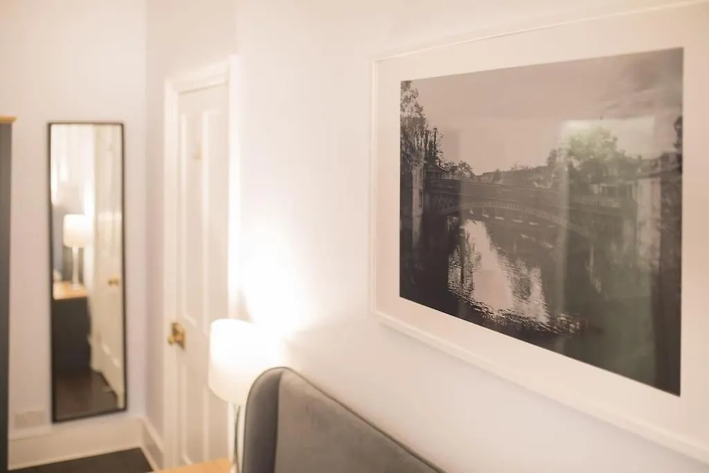 River View House Cleveland Bridge Bath United Kingdom