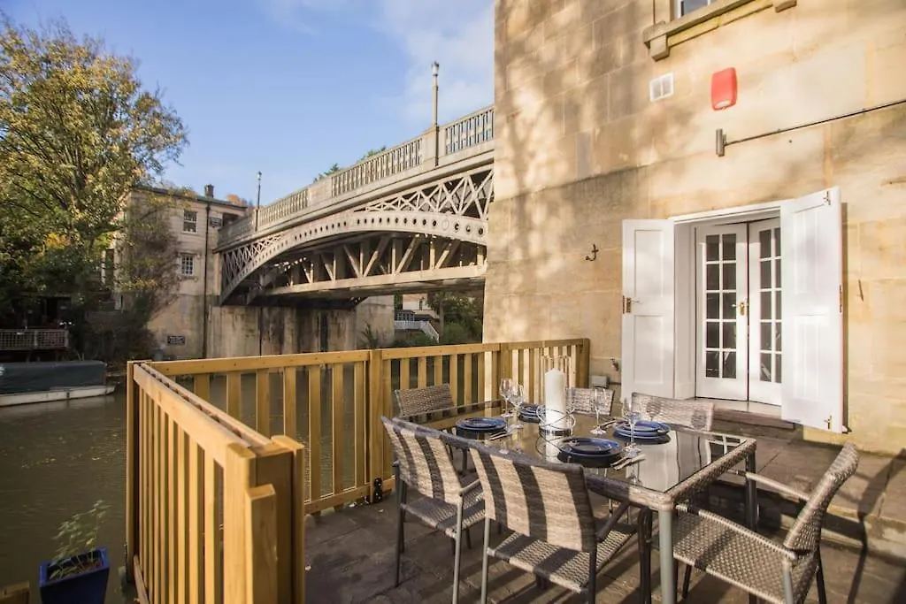 River View House Cleveland Bridge Bath